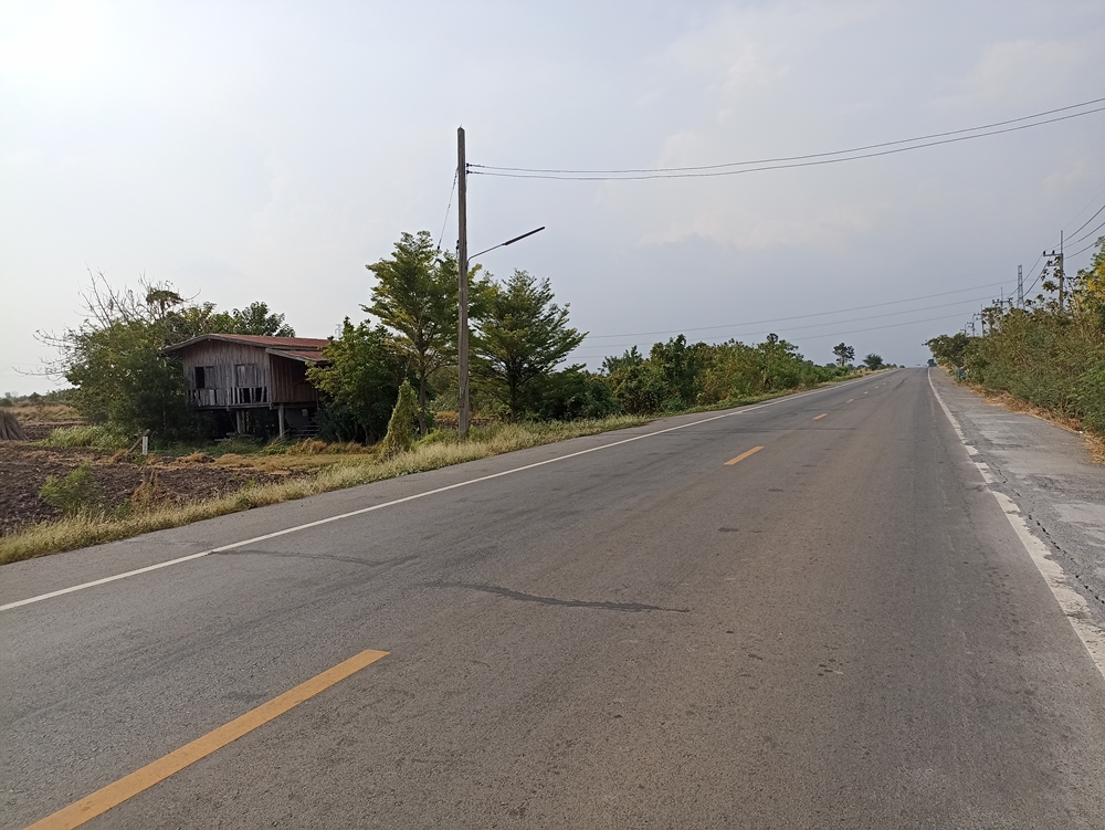 ขายที่ดินลพบุรี : ขายที่ดิน ช่องสาริกา อ.พัฒนานิคม 24 ไร่ 41.8 ตร.ว., ลพบุรี