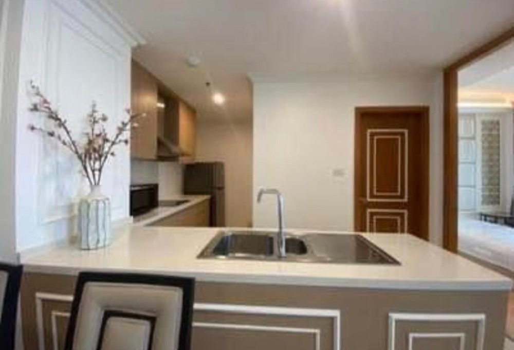 ให้เช่าคอนโดสาทร นราธิวาส : ให้เช่า ✨ The Empire Place ✨ 2 ห้องนอน 2 ห้องน้ำ เฟอร์นิเจอร์ และ เครื่องใช้ไฟฟ้าครบ ใกล้ สีลม คอมเพล็กซ์