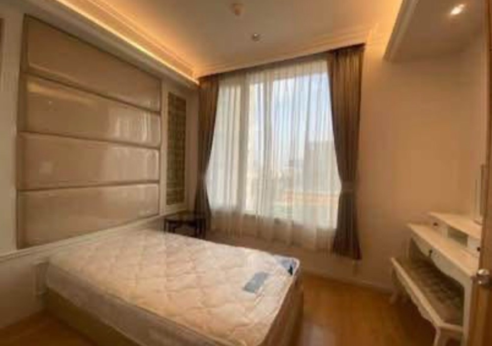 ให้เช่าคอนโดสาทร นราธิวาส : ให้เช่า ✨ The Empire Place ✨ 2 ห้องนอน 2 ห้องน้ำ เฟอร์นิเจอร์ และ เครื่องใช้ไฟฟ้าครบ ใกล้ สีลม คอมเพล็กซ์