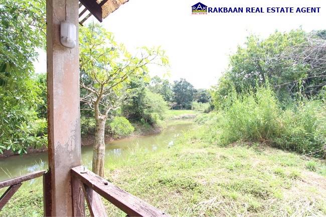 ขายที่ดินจันทบุรี : ขายที่ดิน Rabbit Hill Resort 1ไร่ 16วา พร้อมบ้านพักตากอากาศชั้นเดียว 2ห้องนอน 2ห้องน้ำ แวดล้อมด้วยภูเขา ด้านหลังเป็นลำธาร