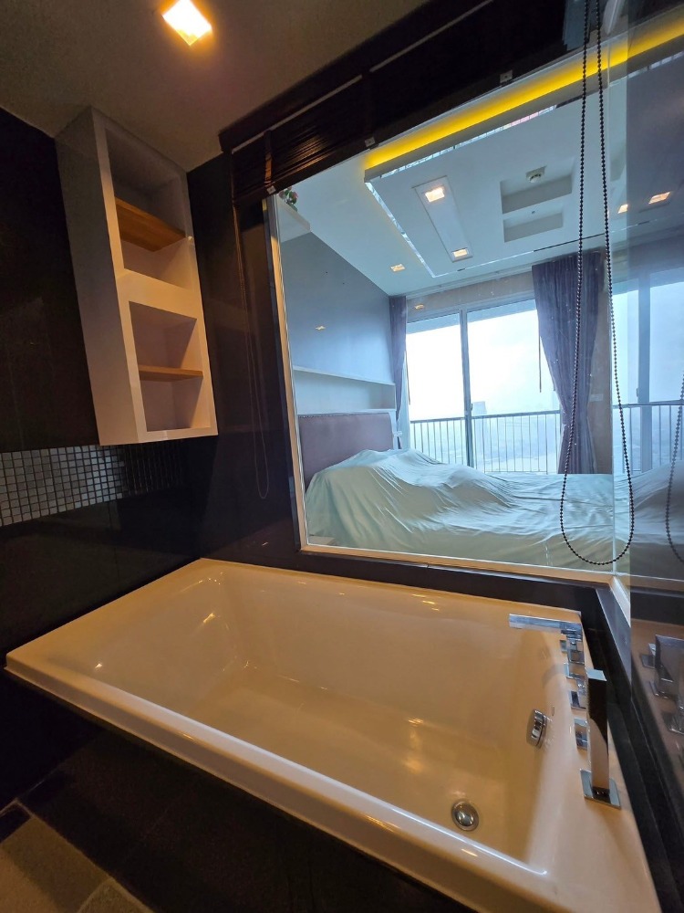 ให้เช่าคอนโดสาทร นราธิวาส : ให้เช่า 📍 Rhythm Sathorn 📍 เฟอร์นิเจอร์ และ เครื่องใช้ไฟฟ้าครบ ใกล้ BTS สุรศักดิ์