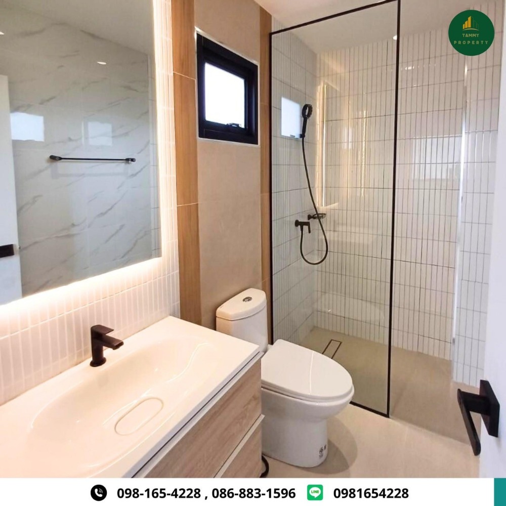 ขายบ้านสมุย สุราษฎร์ธานี : เพราะ “บ้าน“ ไม่ใช่แค่ที่อยู่อาศัย แต่คือการลงทุนเพื่อชีวิตที่ดีกว่า! ขายบ้านแฝด 2 ชั้น Modern Luxury Style พร้อม Smart Home ตอบโจทย์ชีวิตครอบครัวยุคใหม่ ติดถนนสายเอเซีย ใกล้สนามบินสุราษฎร์ธานีเพียง 8 นาที