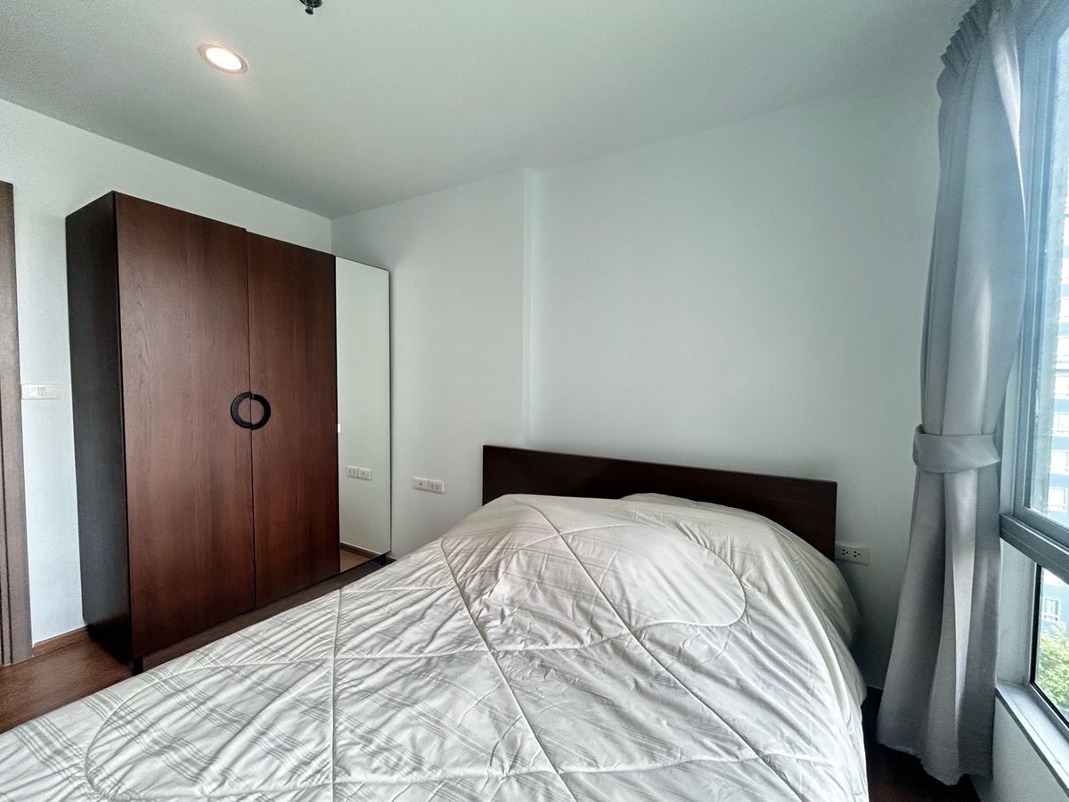 ขายคอนโดอ่อนนุช อุดมสุข : ขาย The base sukhumvit 77 ห้องวิวสระ พร้อมเข้าอยู่ค่ะ