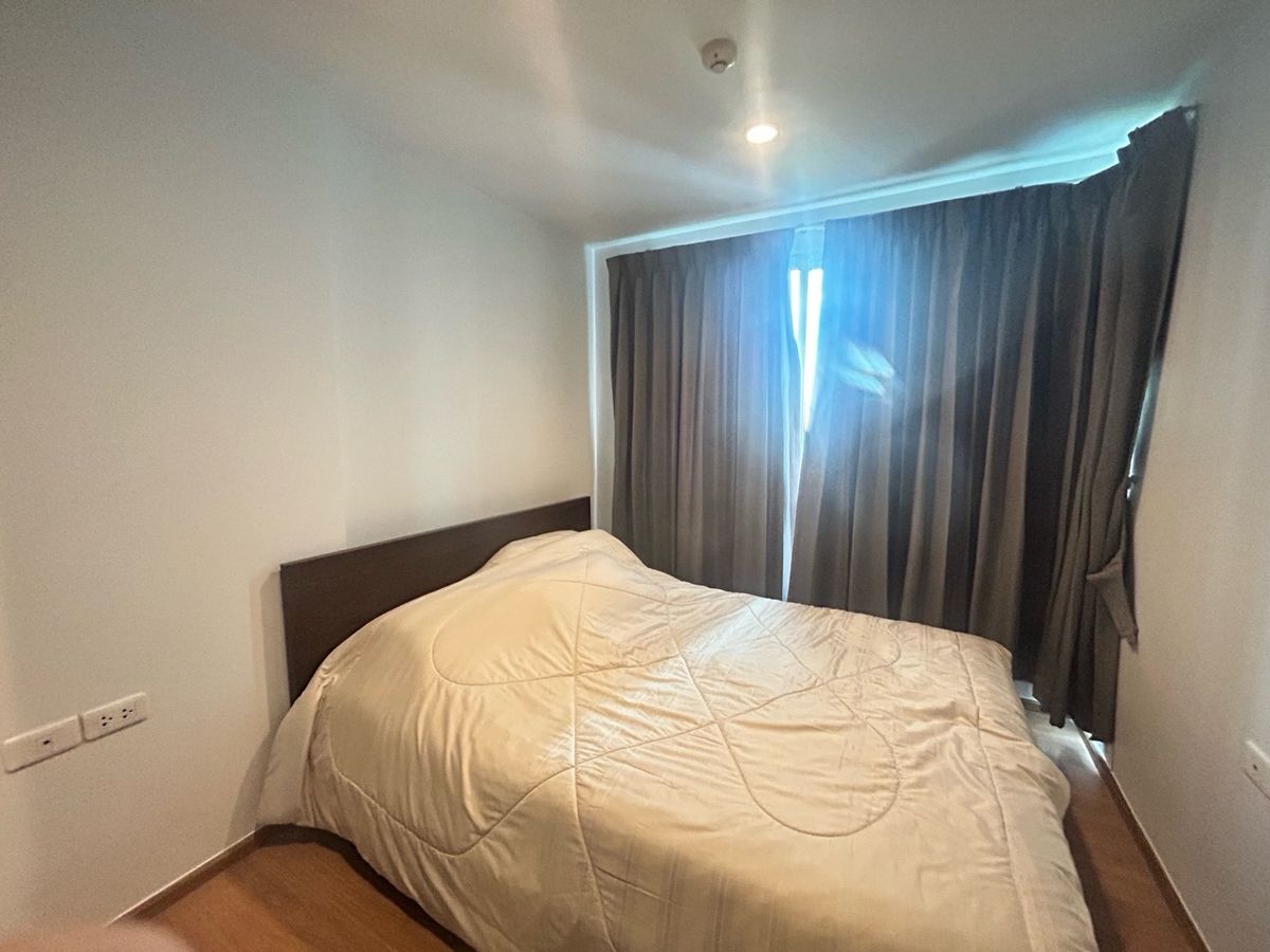 ขายคอนโดอ่อนนุช อุดมสุข : ขาย The base sukhumvit 77 ห้องวิวสระ พร้อมเข้าอยู่ค่ะ