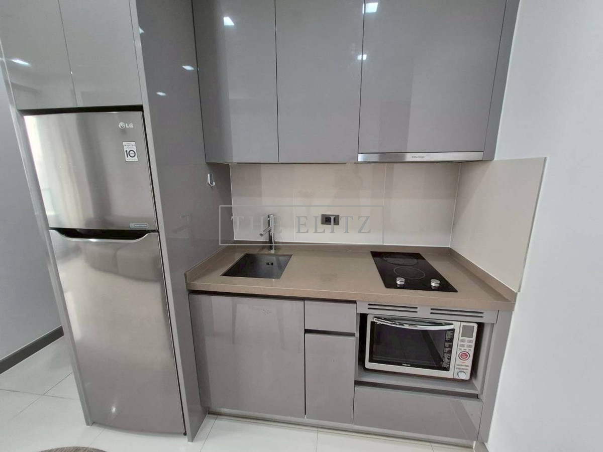 ขายคอนโดสีลม ศาลาแดง บางรัก : ✨ ขายด่วน!! คอนโด M Silom ห้อง Rare Unit ชั้นสูง ทำเลใจกลาง CBD สีลม ราคาดีมาก 💯