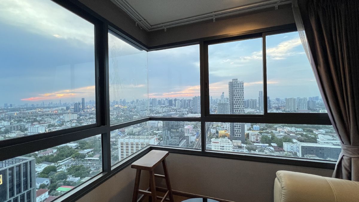 ขายคอนโดอ่อนนุช อุดมสุข : 🔥ราคาดีสุด 🔥ขายด่วน ขายขาดทุน ชั้นสูง เกือบ top floor 🔥2 Bed 2 Bath   ห้องใหม่ไม่เคยอยู่ Ideo S93 20 เมตร bts บางจาก