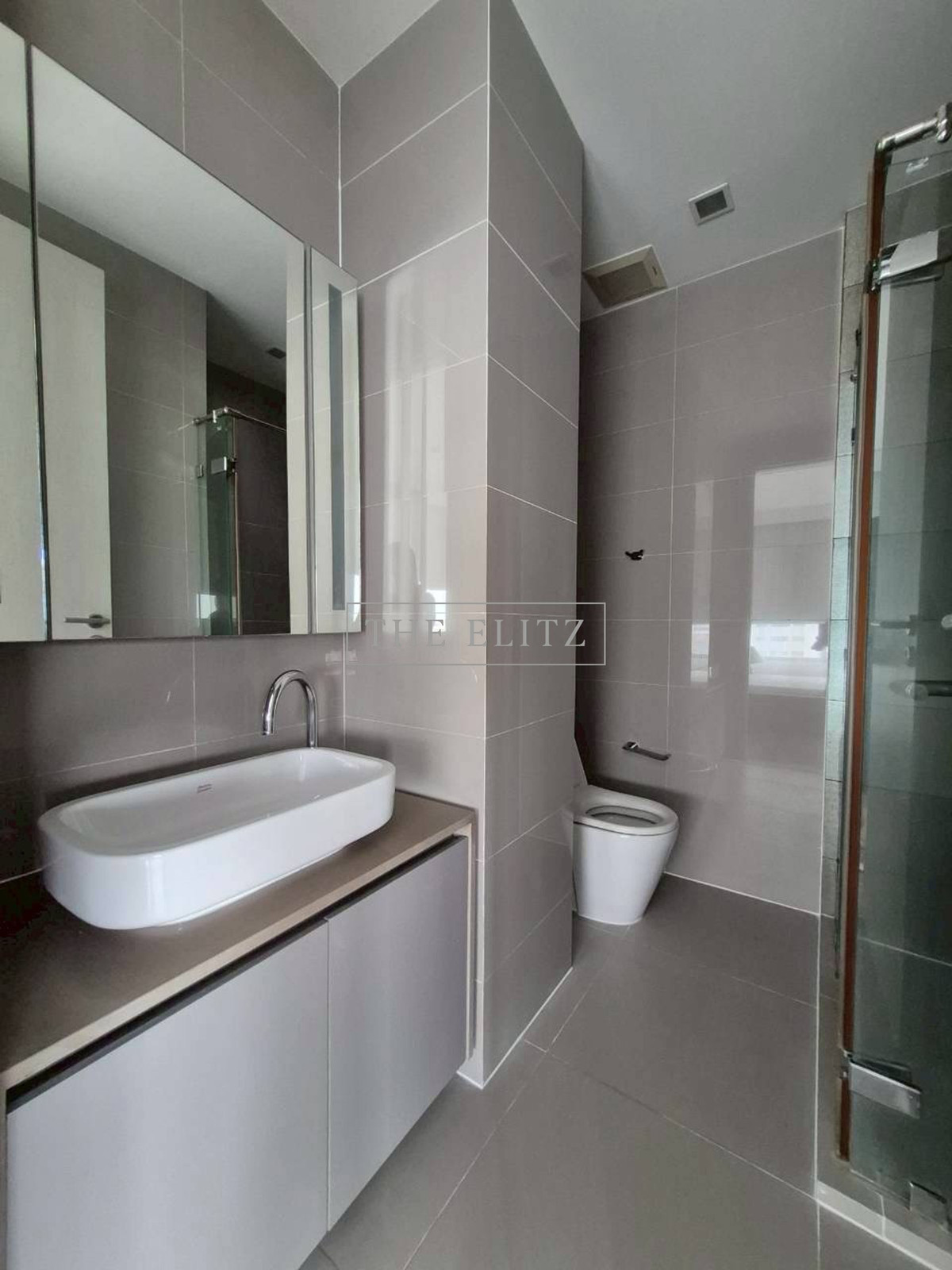 ขายคอนโดสีลม ศาลาแดง บางรัก : ✨ ขายด่วน!! คอนโด M Silom ห้อง Rare Unit ชั้นสูง ทำเลใจกลาง CBD สีลม ราคาดีมาก 💯