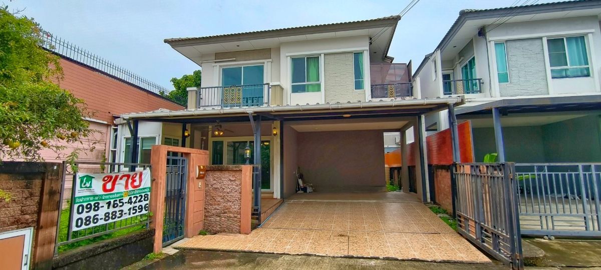 For SaleHousePattanakan, Srinakarin : Elegant detached house In the heart of Suan Luang Near the train and expressway 🚆✨ only 8.79 million! Buy today, life is more comfortable than anyone!