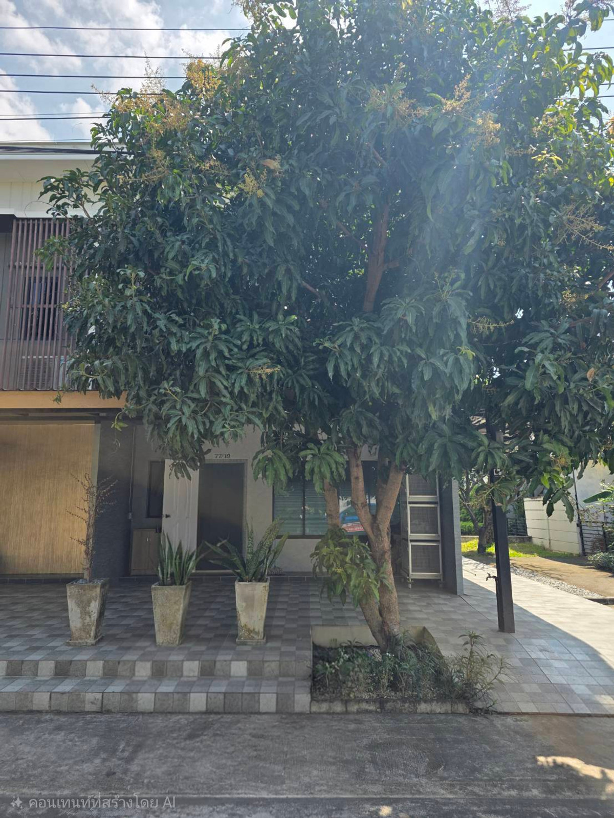 For RentTownhomeChaengwatana, Muangthong : Townhouse for rent, The Connect 41, Chaeng Watthana - Tiwanon, near Lotus Tiwanon, only 5 minutes.