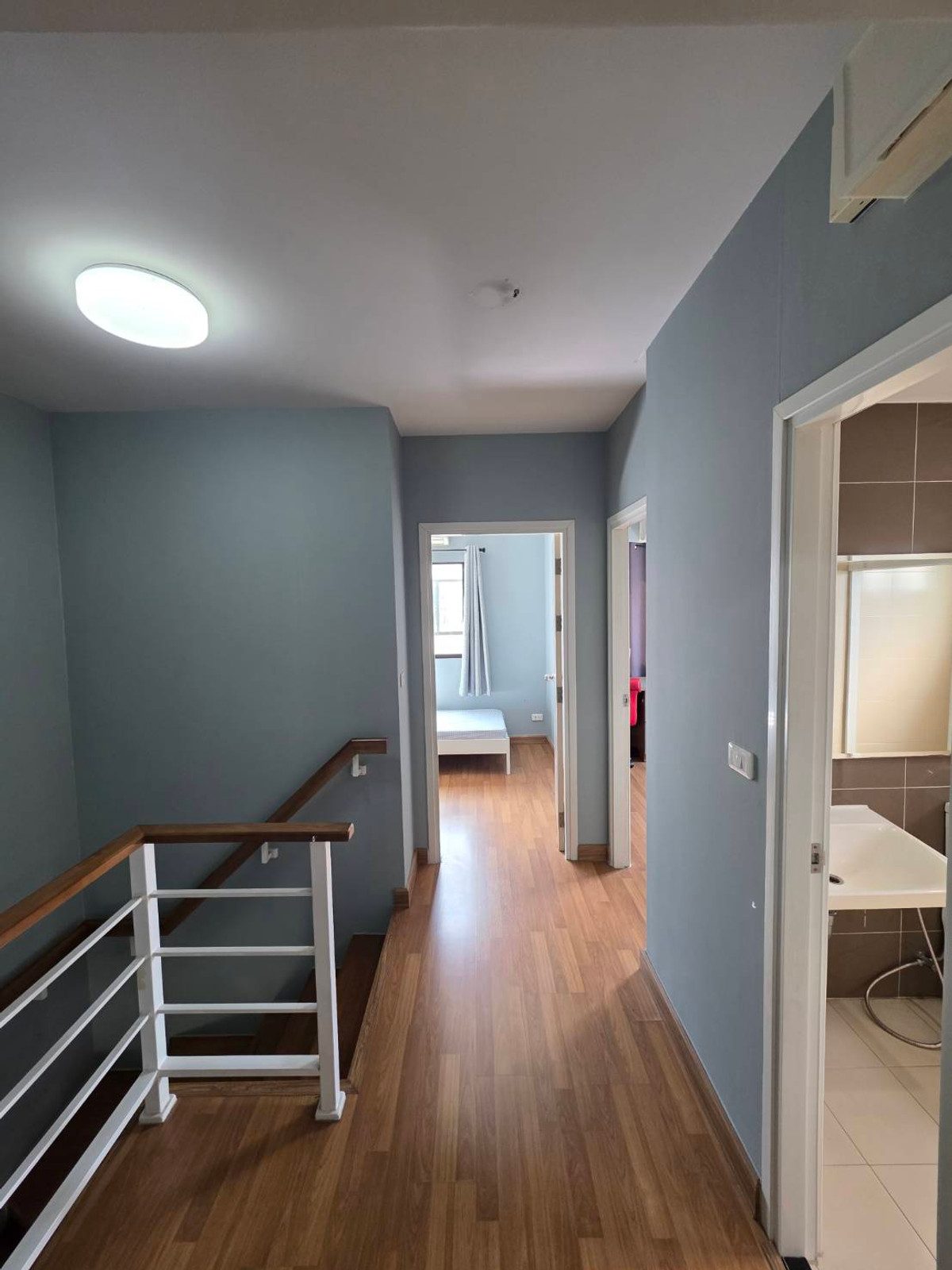 For RentTownhomeChaengwatana, Muangthong : Townhouse for rent, The Connect 41, Chaeng Watthana - Tiwanon, near Lotus Tiwanon, only 5 minutes.