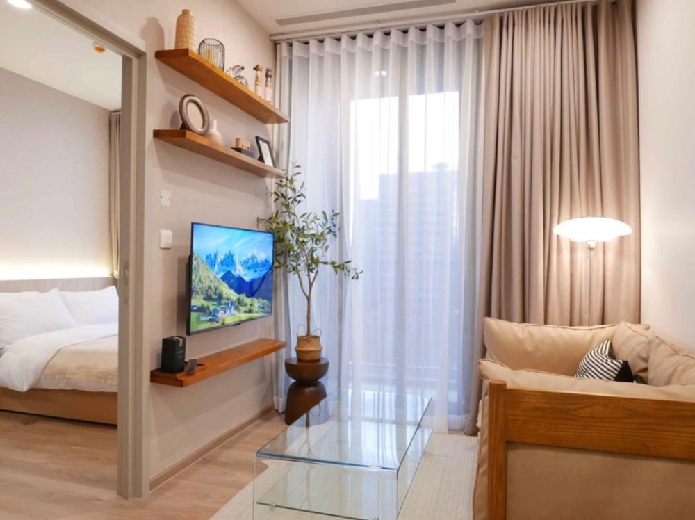 ขายคอนโดสุขุมวิท อโศก ทองหล่อ : ขาย 📌 Oka Haus Sukhumvit 36  1 Bed 1 Bath ขนาด 26.5 ตร.ม  ราคา 3,490,000 บาท โทร 092-2462653 Donut