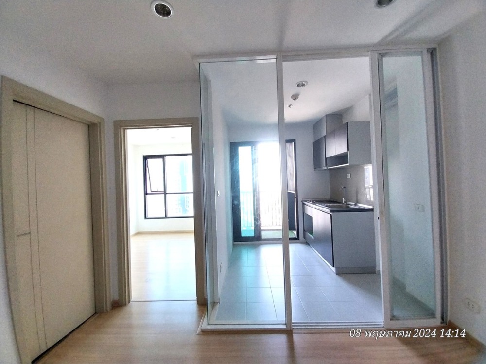 For SaleCondoRama9, Petchburi, RCA : The Base Rama 9-Ramkhamhaeng, 23rd floor, 1 bedroom, 1 bathroom, 29.60 sq m.