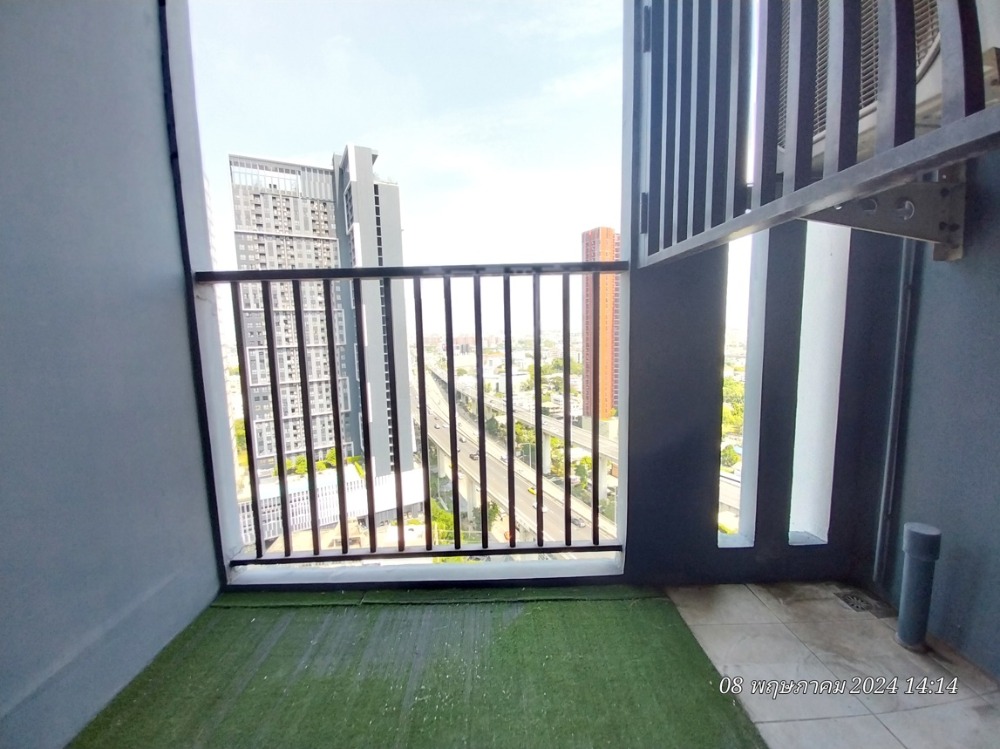 For SaleCondoRama9, Petchburi, RCA : The Base Rama 9-Ramkhamhaeng, 23rd floor, 1 bedroom, 1 bathroom, 29.60 sq m.