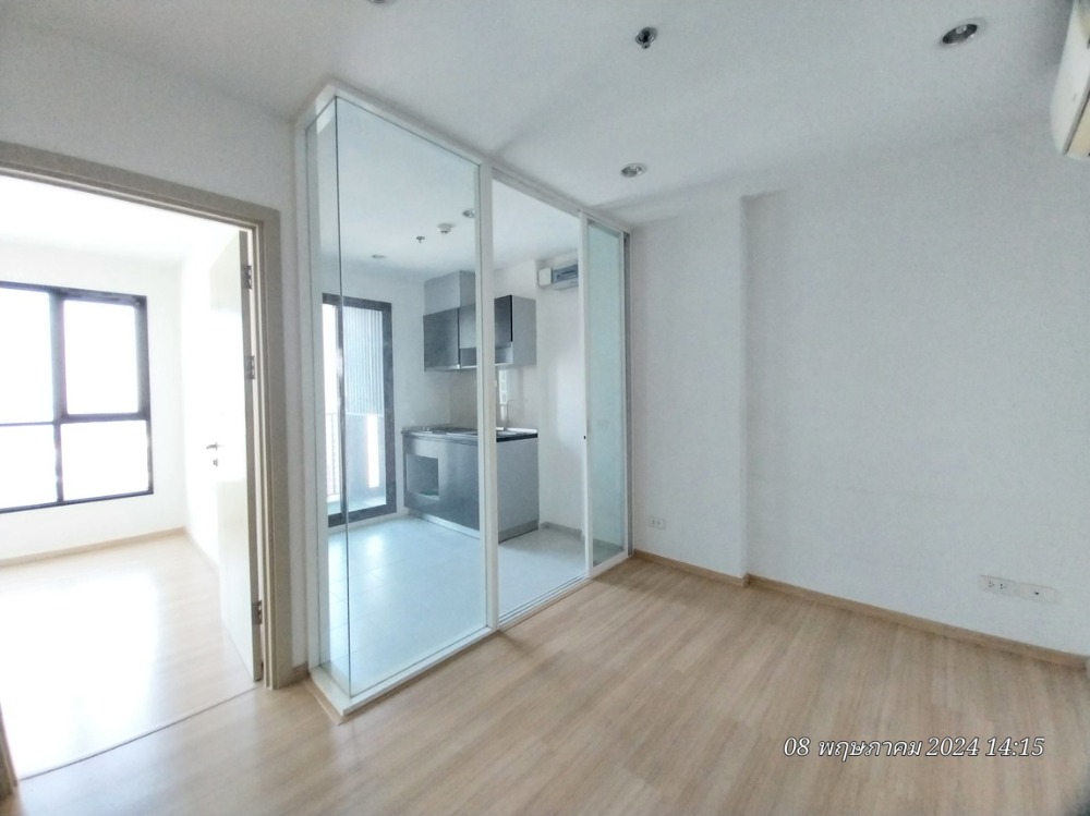 For SaleCondoRama9, Petchburi, RCA : The Base Rama 9-Ramkhamhaeng, 23rd floor, 1 bedroom, 1 bathroom, 29.60 sq m.