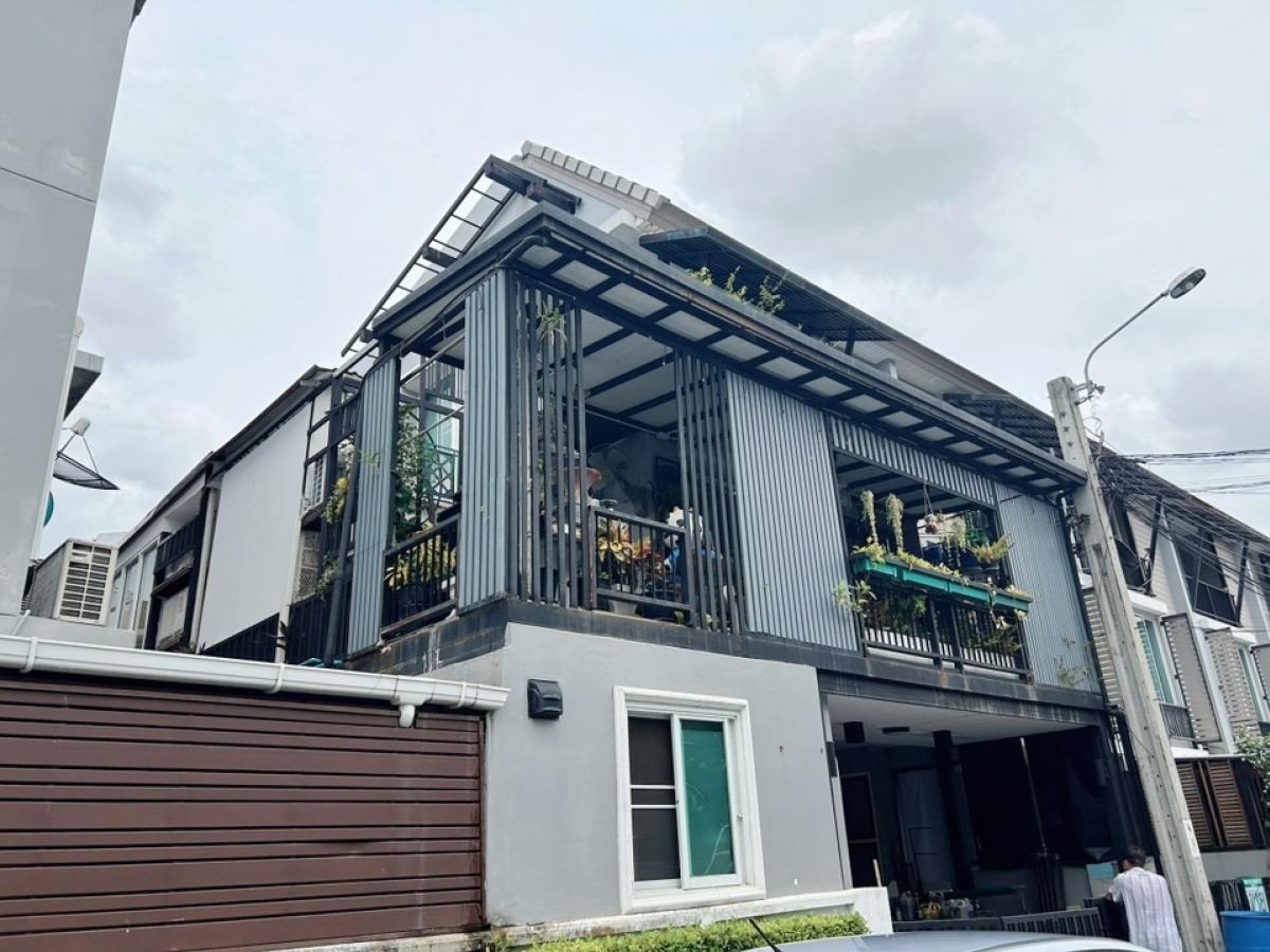 ขายทาวน์โฮมเกษตร นวมินทร์ ลาดปลาเค้า : ขายทาวน์โฮม 3ชั้น อารียา เดลี่ เกษตร-นวมินทร์ หน้าบ้านไม่ชนใคร ต่อเติมเต็มพื้นที่ (แปลงมุม)