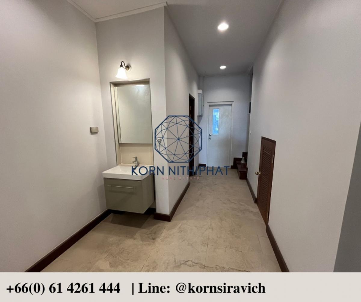 ให้เช่าอาคารพาณิชย์เยาวราช บางลำพู : ปล่อยเช่า อาคารพาณิชย์ 1 คูหา 3 ชั้น ถนนเยาวราช ใกล้ รถไฟฟ้า MRT สถานี สามยอด 700 เมตร, กรุงเทพ เขตพระนคร เมืองเก่า