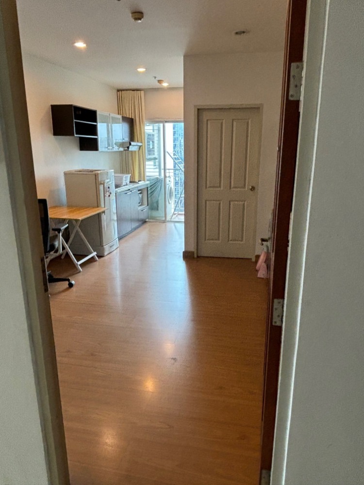 For SaleCondoRatchathewi,Phayathai : The Complete Rajprarop【𝐒𝐄𝐋𝐋】🔥 Meets the needs of a simple life with warm decorations and a city view that is perfect in every dimension 🔥 Contact Line ID: @hacondo