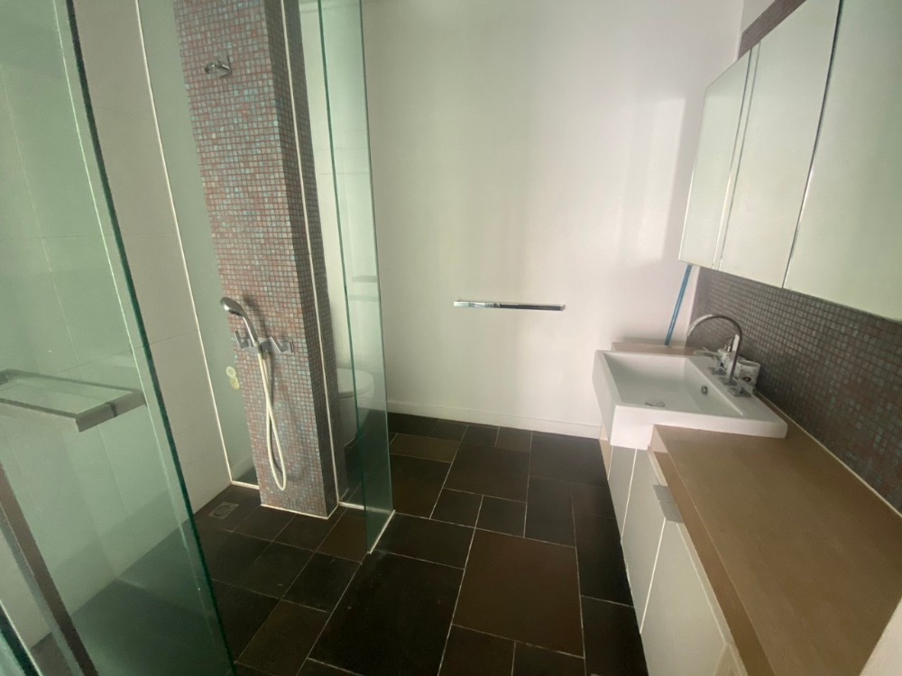 For SaleCondoPattaya, Bangsaen, Chonburi : for sale condo Northpoint Pattaya studio high floor foreigner quota (S03-1922)