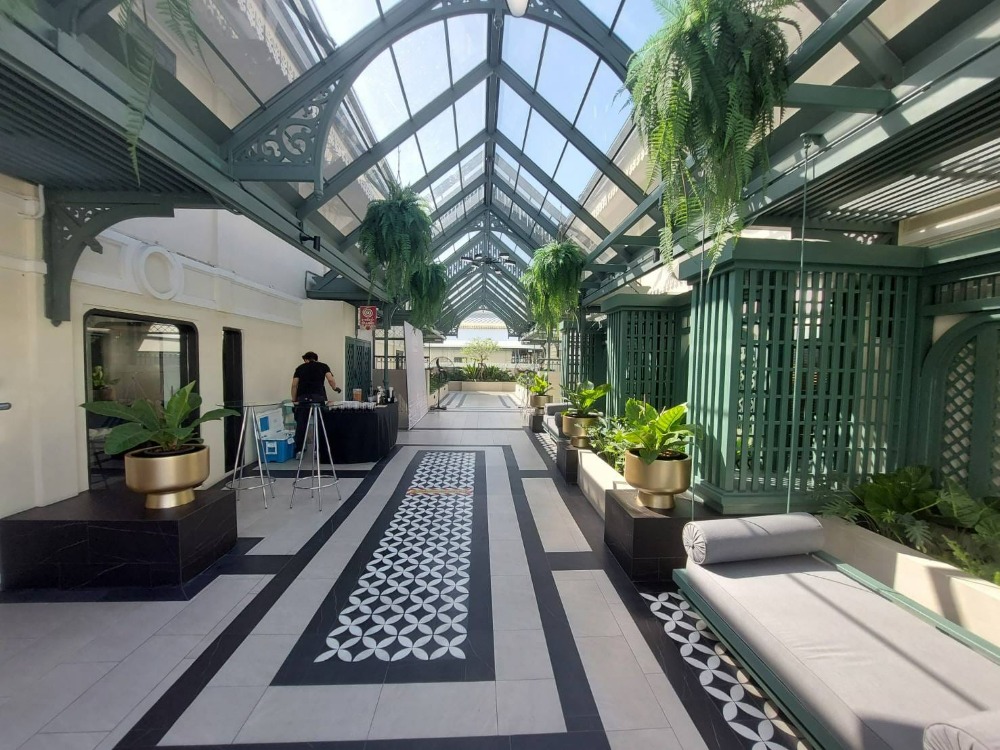 เซ้งคอนโดเยาวราช บางลำพู : ดิ โอลด์ สยาม เรสซิเดนซ์ The Old Siam Residence  ห้องชุด Duplex 2 ชั้น  2 ห้องนอน 2 ห้องน้ำ พร้อมที่จอดรถ 1 คัน ระยะเวลา 30 ปี  เริ่ม 6.32 ล้านบาท*