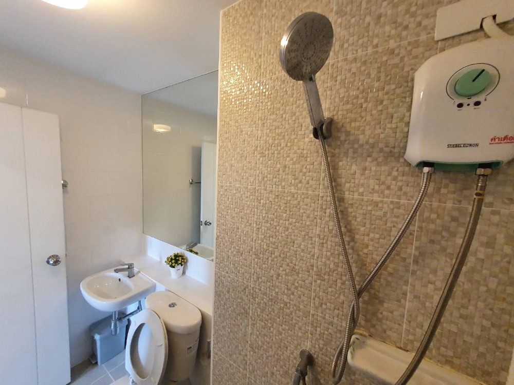 For RentCondoNonthaburi, Bang Yai, Bangbuathong : Status as shown in the cover photo SN131 **Now available** Condo for rent, Plum Condo Central Station Phase 1, spacious room.