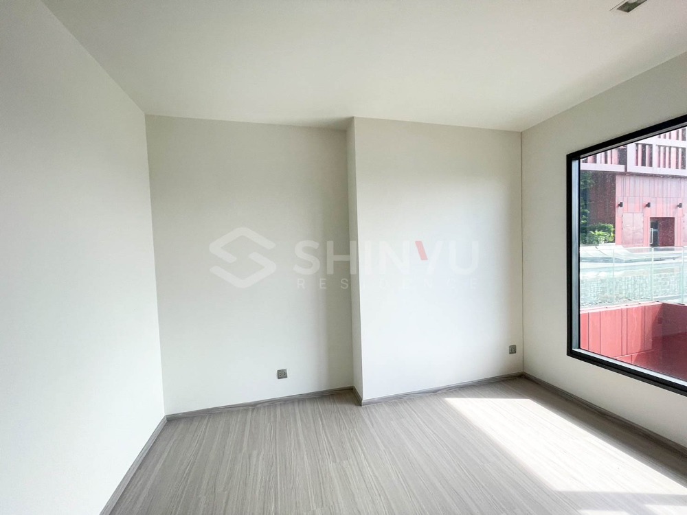 For SaleCondoRama9, Petchburi, RCA : 🔥For Sale! Life Asoke Hype🔥1 Bedroom 1 Bathroom High Floor on 40th