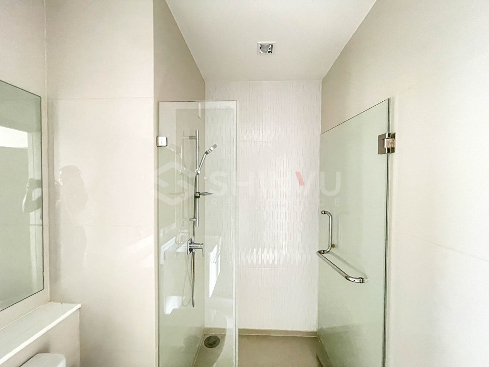 For SaleCondoRama9, Petchburi, RCA : 🔥For Sale! Life Asoke Hype🔥1 Bedroom 1 Bathroom High Floor on 40th