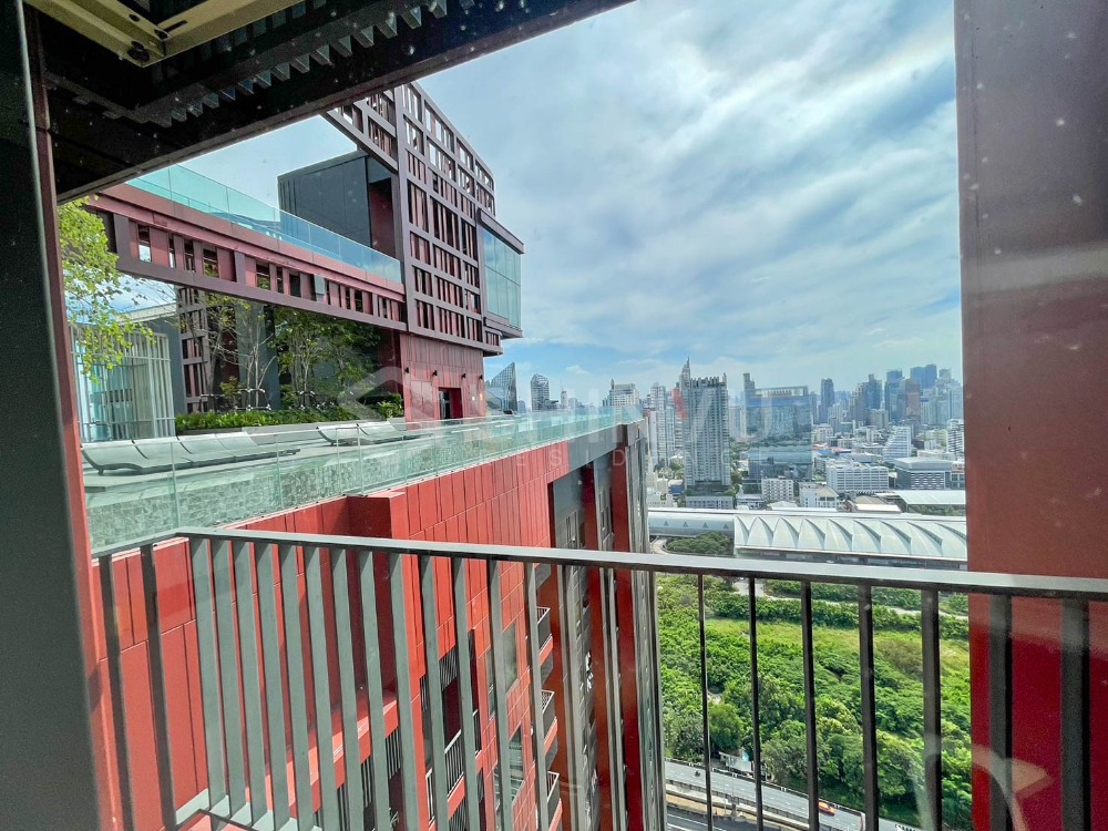 For SaleCondoRama9, Petchburi, RCA : 🔥For Sale! Life Asoke Hype🔥1 Bedroom 1 Bathroom High Floor on 40th