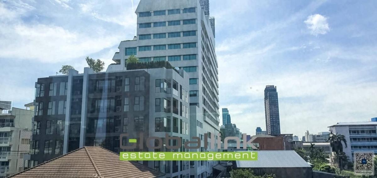 For SaleCondoRama9, Petchburi, RCA : GBL 2180 🔥Cheapest sale🔥 Condo The Remarkable Research Center 2 🏢👉 Size 31.04 sq m. 👉 4th floor 👉 Divided room ➡️ 1 bedroom ➡️ 1 bathroom ➡️ 1 living room🤩 Furniture, electrical appliances🛋✅️ 2 air conditioners✅️ Electric stove, hood✅️ Water heater