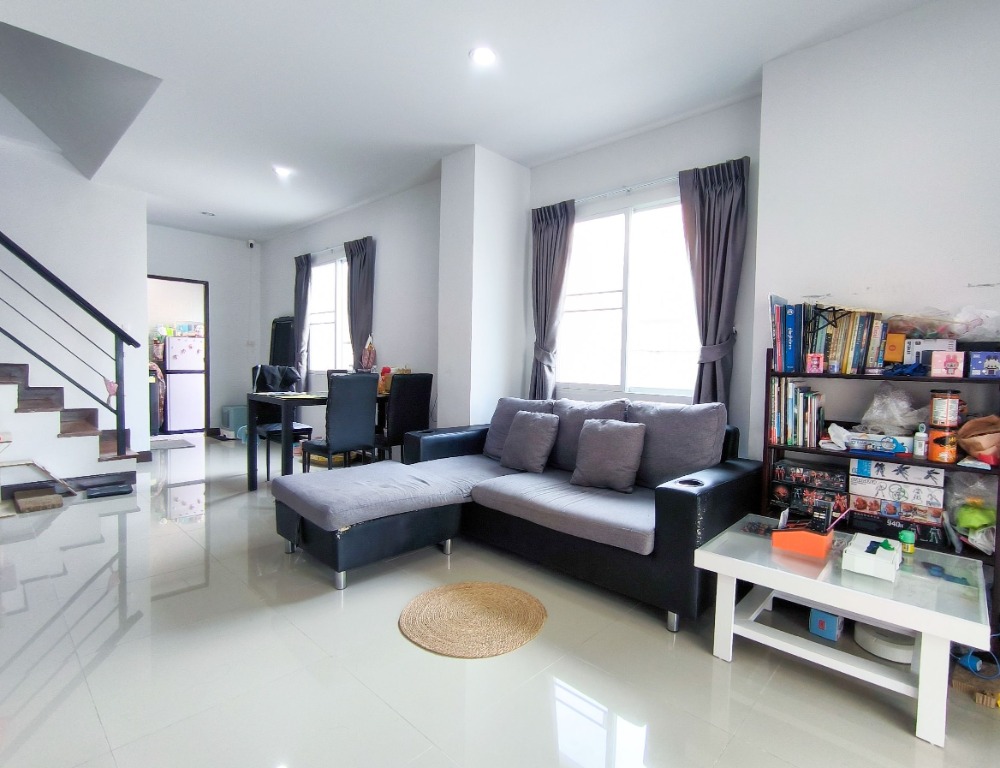 ขายทาวน์โฮมนวมินทร์ รามอินทรา : (ขาย) ทาวน์โฮม 2 ชั้น K.C. Cluster Ramintra 21.7 ตรว. หลังมุม