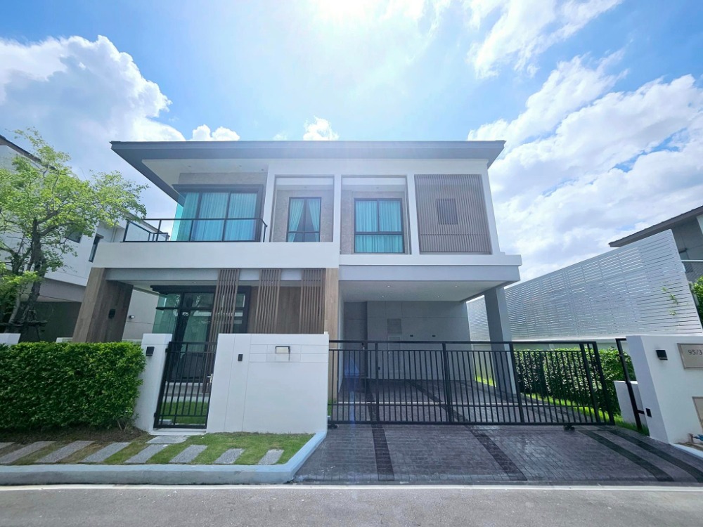 ขายบ้านบางนา แบริ่ง ลาซาล : บ้านเดี่ยว บางกอก บูเลอวาร์ด บางนา กม.5 / 4 ห้องนอน (ขาย), Bangkok Boulevard Bangna Km.5 / Detached House 4 Bedrooms (FOR SALE) CJ522