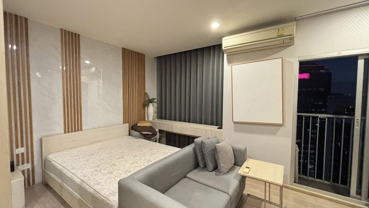 For SaleCondoRatchadapisek, Huaikwang, Suttisan : For Sale Condo , Noble Revolve Ratchada , MRT-Thailand Cultural Centre , Huai Khwang , Huai Khwang , Bangkok , CX-126319