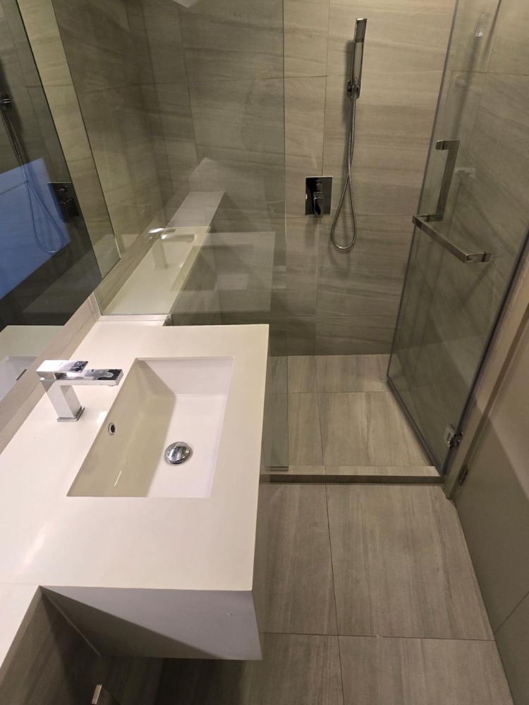 For RentCondoSiam Paragon ,Chulalongkorn,Samyan : Park Origin Chula Samyan【𝐒𝐄𝐋𝐋 & 𝐑𝐄𝐍𝐓】🔥 Meets every urban lifestyle with a modern condo design with spacious private space 🔥 Contact Line ID: @hacondo