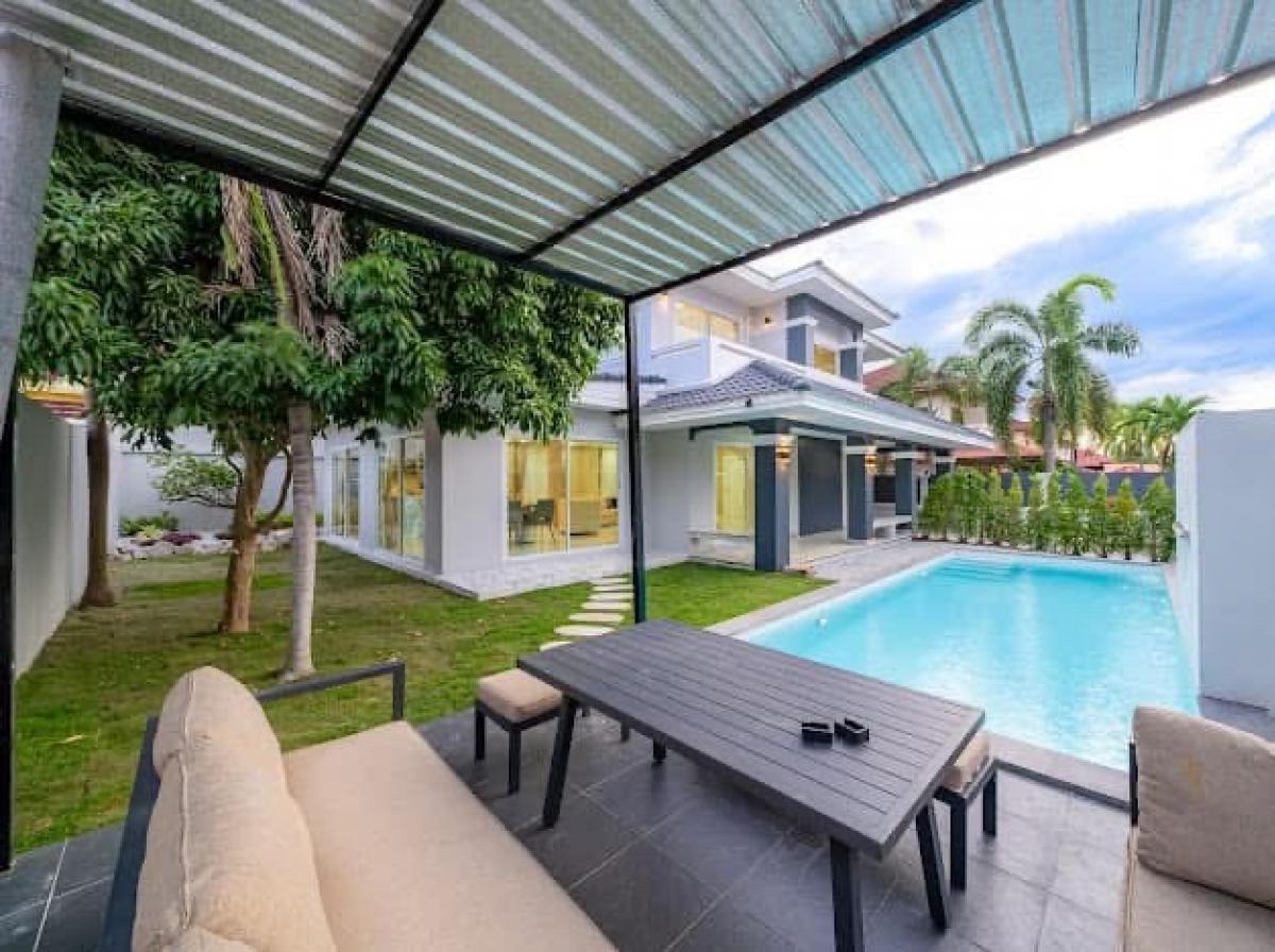 ขายพัทยา บางแสน ชลบุรี สัตหีบ : พูลวิลล่า 4 ห้องนอน 86 ตร.ว ราคา 10.5 ล้านบาท