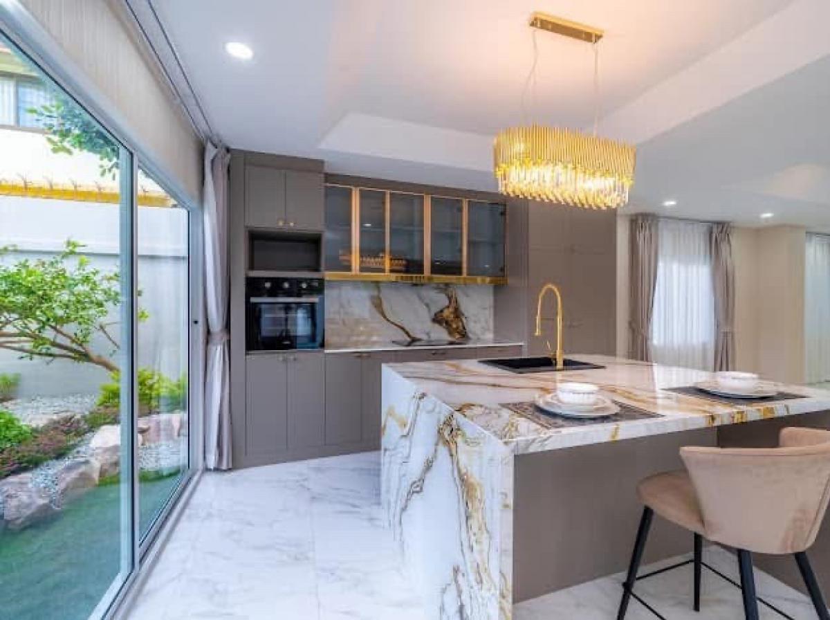 ขายพัทยา บางแสน ชลบุรี สัตหีบ : พูลวิลล่า 4 ห้องนอน 86 ตร.ว ราคา 10.5 ล้านบาท