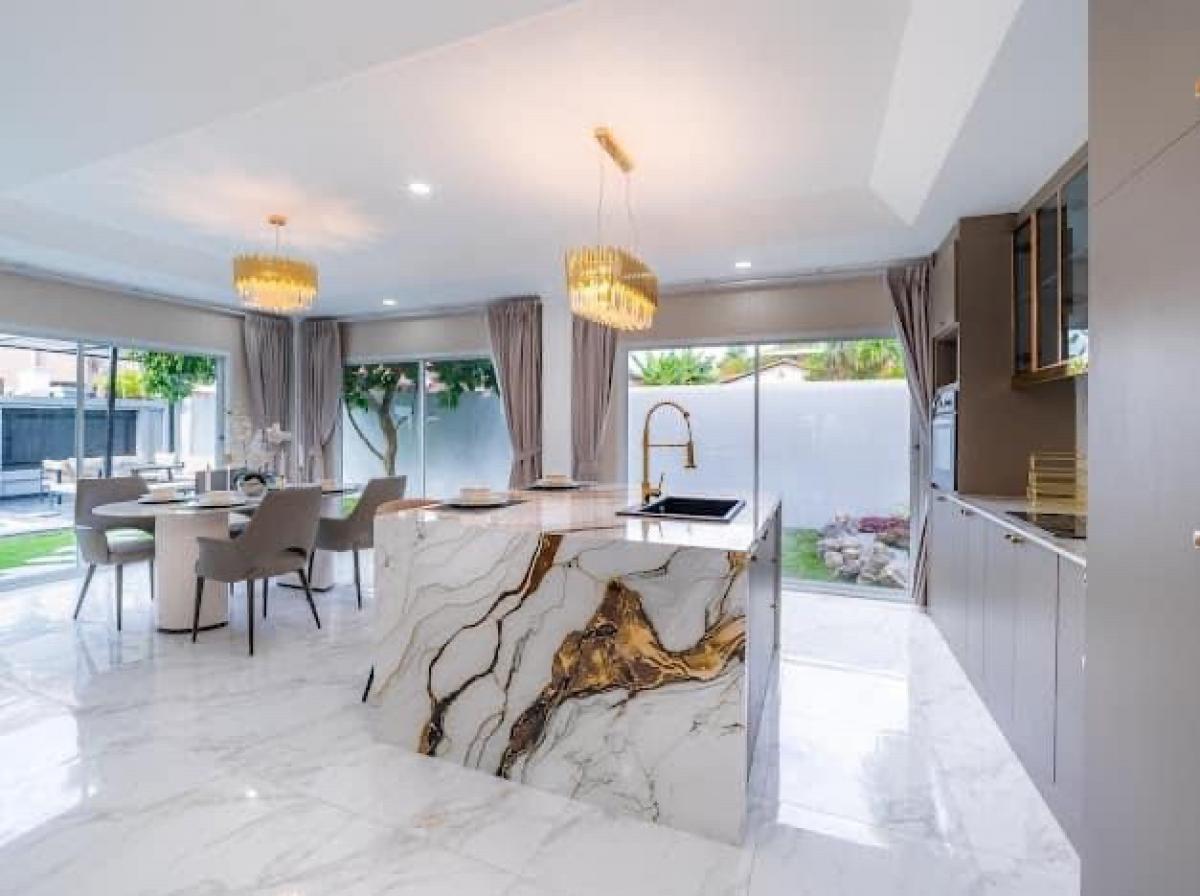 ขายพัทยา บางแสน ชลบุรี สัตหีบ : พูลวิลล่า 4 ห้องนอน 86 ตร.ว ราคา 10.5 ล้านบาท