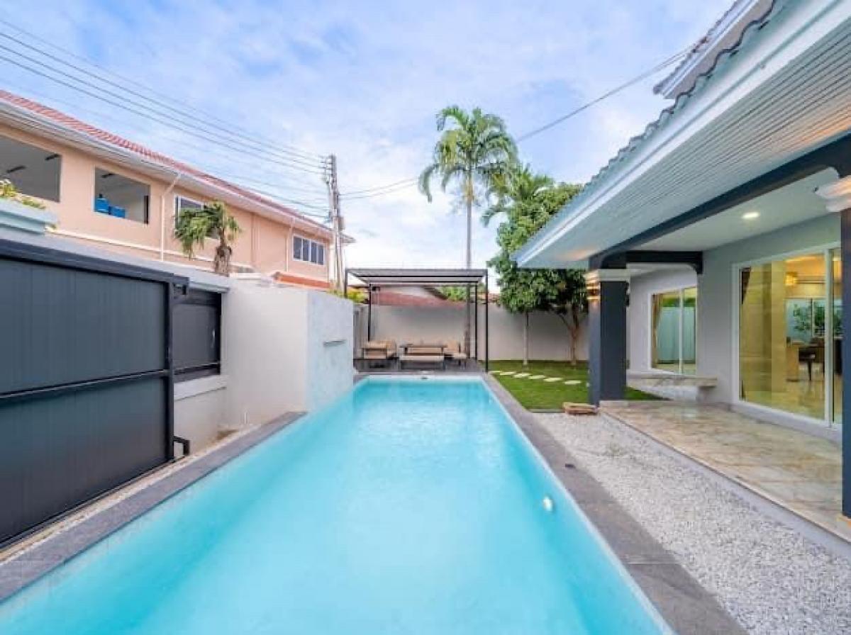 ขายพัทยา บางแสน ชลบุรี สัตหีบ : พูลวิลล่า 4 ห้องนอน 86 ตร.ว ราคา 10.5 ล้านบาท