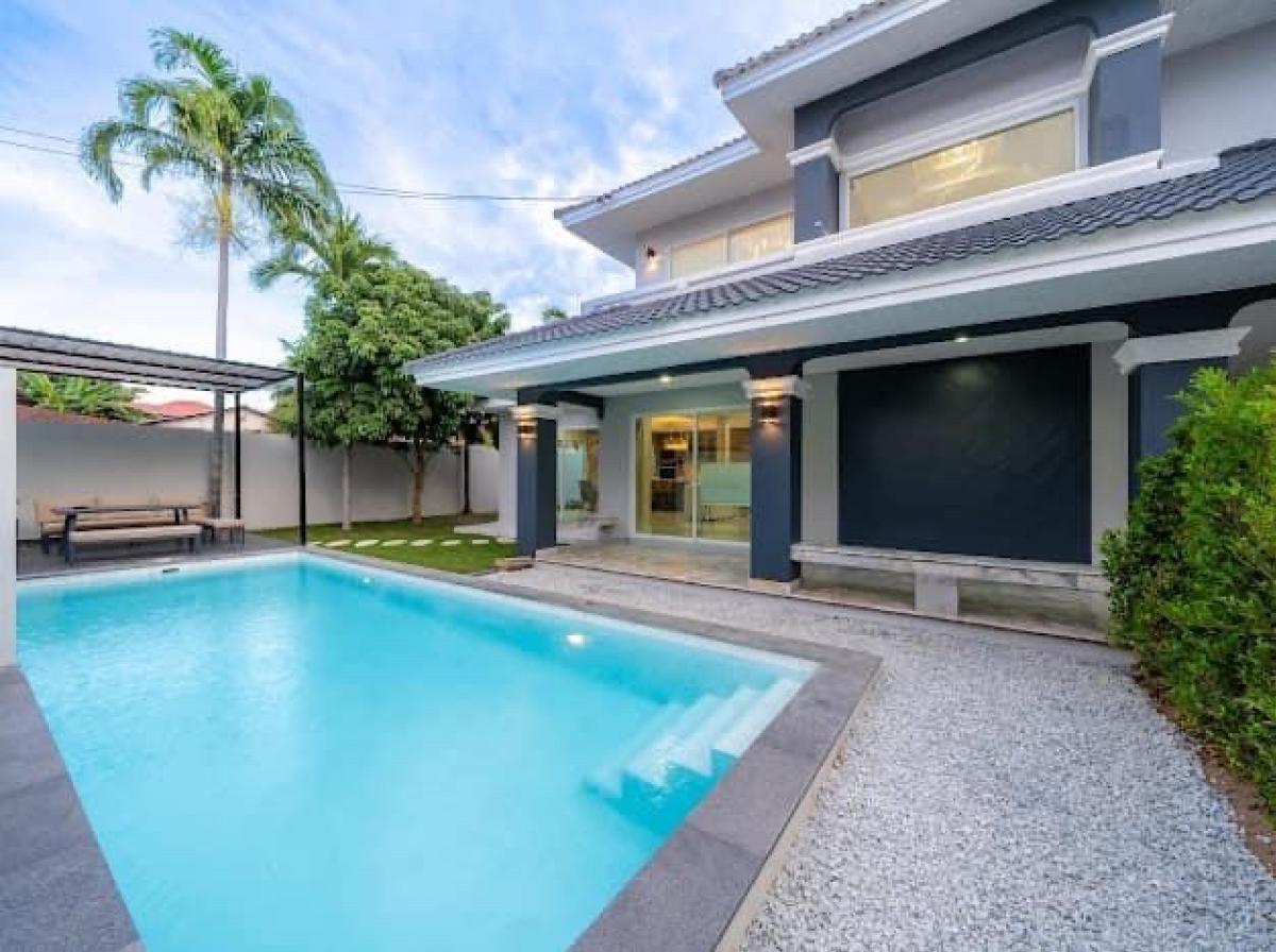 ขายพัทยา บางแสน ชลบุรี สัตหีบ : พูลวิลล่า 4 ห้องนอน 86 ตร.ว ราคา 10.5 ล้านบาท