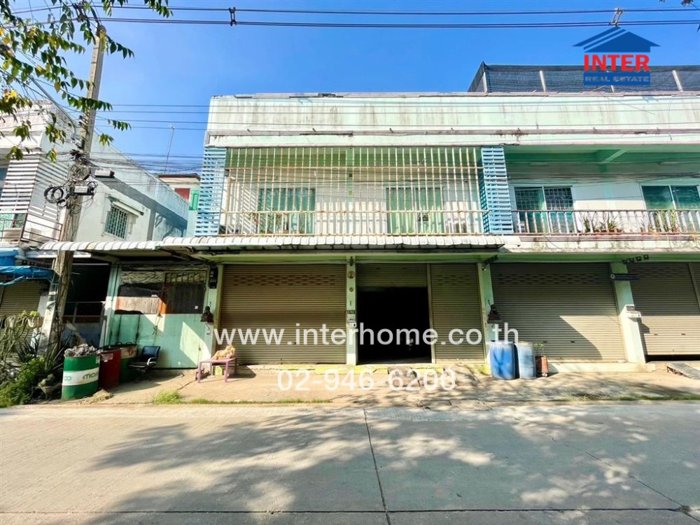 For SaleShop HousePathum Thani,Rangsit, Thammasat : 2-storey commercial building, 40 sq m. Commercial building, Soi Iyara 10, Phahonyothin Road, Khlong Luang Road, Khlong Luang, Pathum Thani