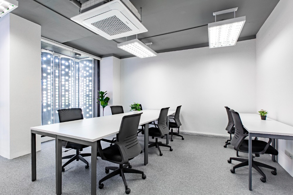 ให้เช่าคลองเตย กล้วยน้ำไท : Fully serviced private office space for you and your team in HQ SO24