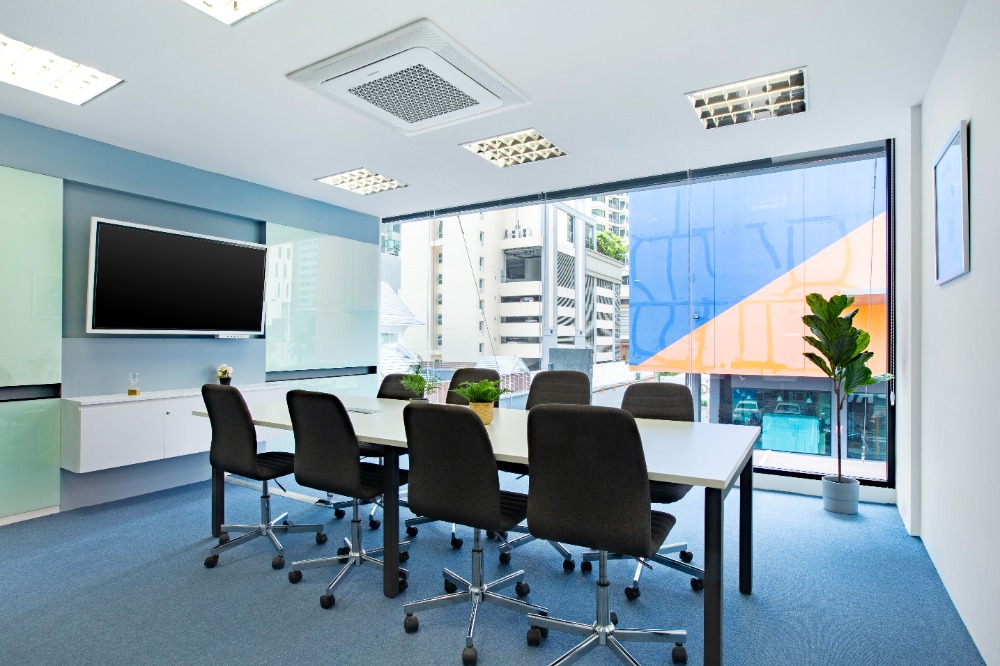 ให้เช่าคลองเตย กล้วยน้ำไท : All-inclusive access to professional office space for 10 persons in HQ SO24