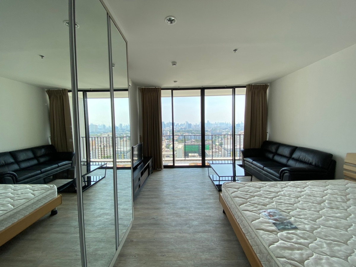 ให้เช่าคอนโดลาดพร้าว เซ็นทรัลลาดพร้าว : ให้เช่า 🌈✨ The Issara Ladprao  34 Sq.m 13,500 บาท ชั้นสูงวิวสวย ราคาถูกมาก โทร 092-2462653 Donut