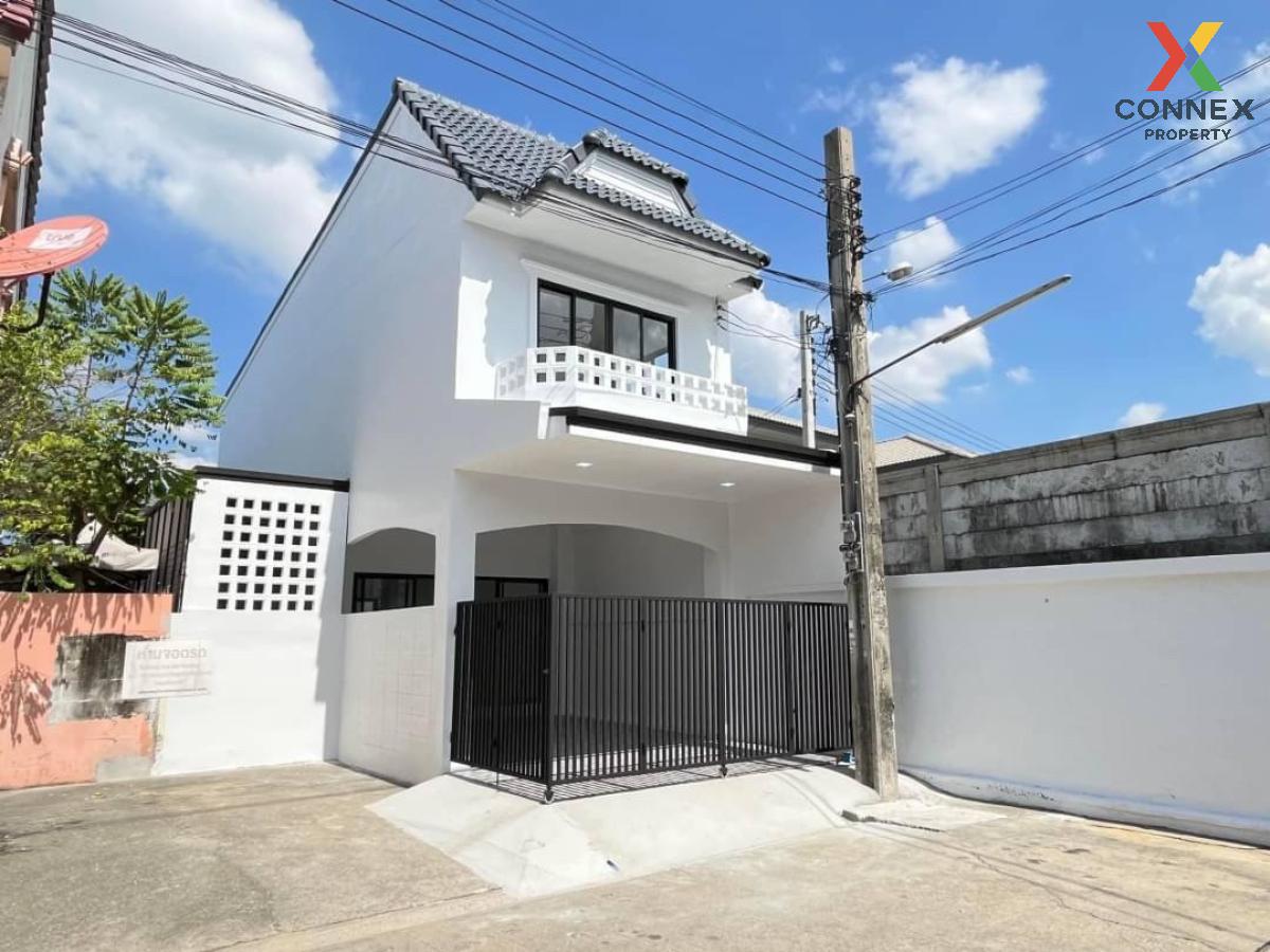 For SaleTownhomeNonthaburi, Bang Yai, Bangbuathong : For Sale Townhouse/Townhome  , Baan Monwadee Park , corner unit , MRT-Khong Bang Phai , Bang Rak Phatthana , Bang Bua Thong , Nonthaburi , CX-111493