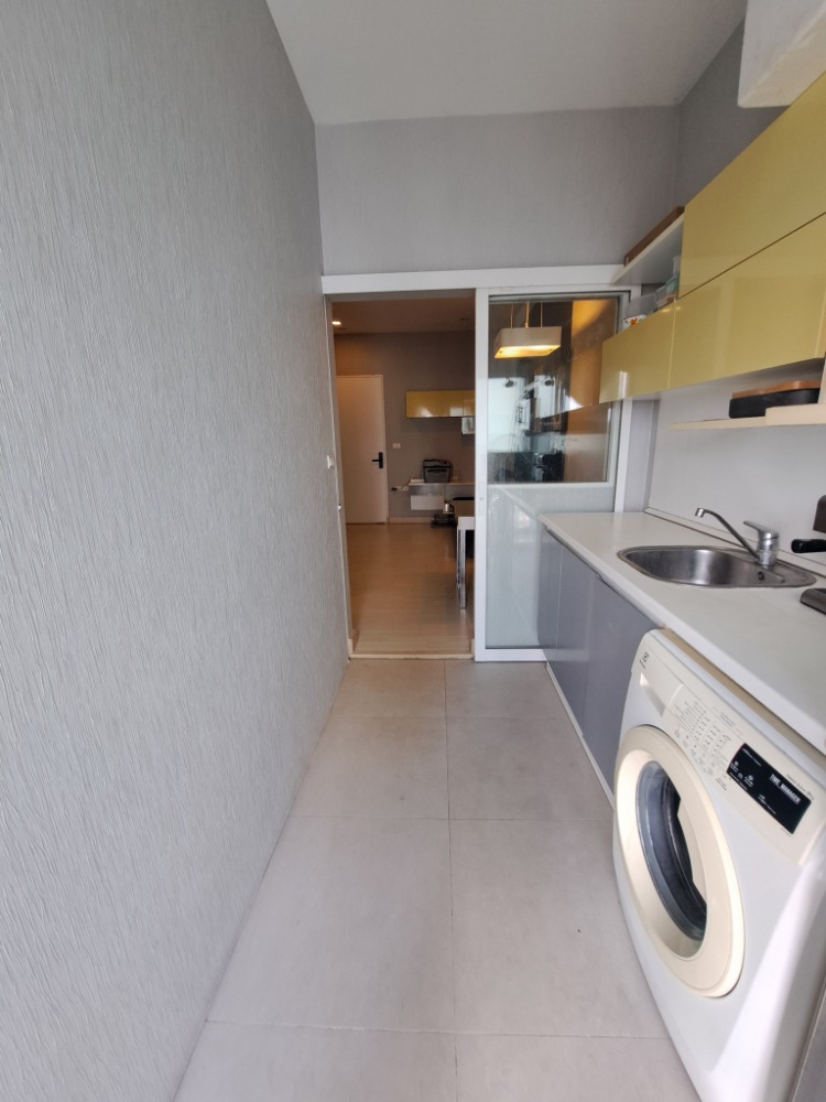 ขายคอนโดลาดพร้าว เซ็นทรัลลาดพร้าว : รหัสทรัพย์ BP0675 เดอะ รูม รัชดา - ลาดพร้าว ห้องขนาด 41.32 ตร.ม. แบบ 1 ห้องนอน 1 ห้องน้ำ ชั้น 17