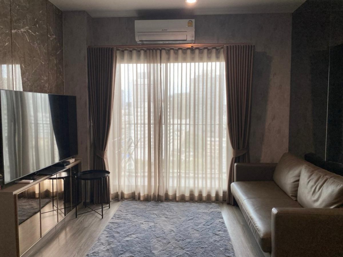 ให้เช่าคอนโดสยาม จุฬา สามย่าน : For Rent!! Ideo Chula - Samyan Rent Price!! 45,000฿ per month❤️‍🔥2 Bedrooms 2 Bathrooms size 63.81 sq.m. Contract Aomam (agent) Tel./Line id : 0955871692 WhatsApp : +66 95 587 1692