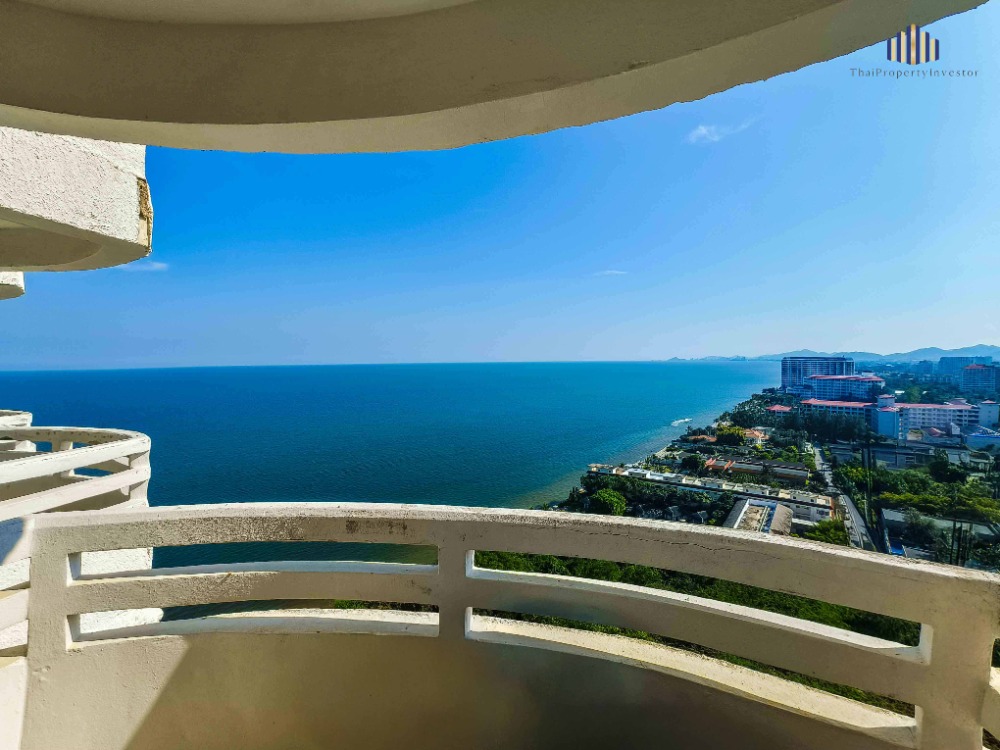 For SaleCondoCha-am Phetchaburi : The most beautiful sea view, the best price!! Condo for sale, VIP Condochain Cha-Am, 37.41 sq m, 18th floor, beachfront condo, you cant find a better price than this!!