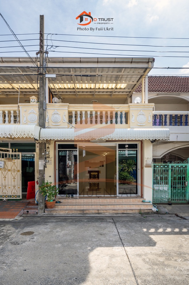 ขายทาวน์โฮมโชคชัย4 ลาดพร้าว71 : ขาย ทาวน์เฮ้าส์ 2ชั้น ม.บ้านแก้ววิลล่า 1 (ลาดพร้าว วังหินซอย70) 16ตร.ว. 2นอน บ้านสวย