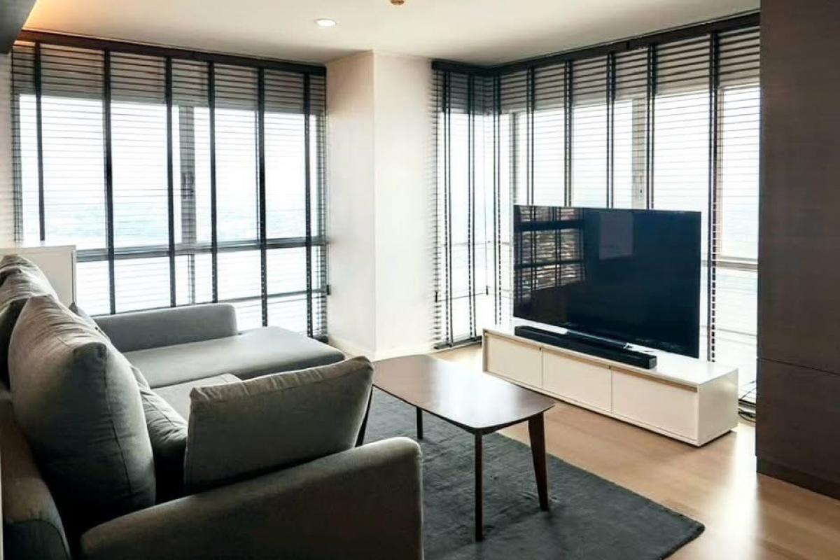 For SaleCondoRama3 (Riverside),Satupadit : 📢👇Stunning panoramic view of the Chaopraya river at Lumpini Park Riverside Rama 3, converted to 1 bed decorated as home office, near Central Rama 3