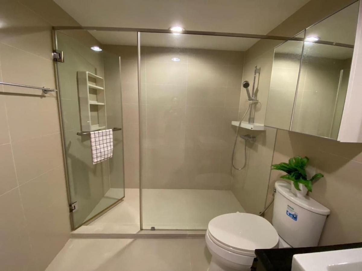 ขายคอนโดพระราม 9 เพชรบุรีตัดใหม่ RCA : 📢👇 For sale / rent at Belle Grand Rama9 one of the most highly demand for Expat, worth for investment place in Rama 9 with good price, good location , fully funished, only about 5 mins walk to MRT Rama 9, Central Plaza, G Tower.