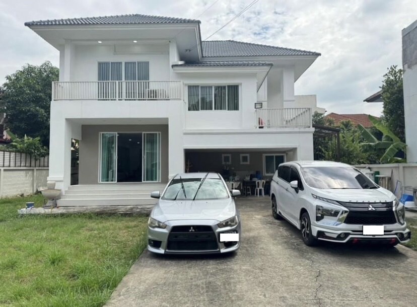 For RentHouseNawamin, Ramindra : For rent: 2-storey detached house, Lalin Watcharapol Village, area 120 sq m, 3 bedrooms, 3 bathrooms, good location, near expressway, ready to move in