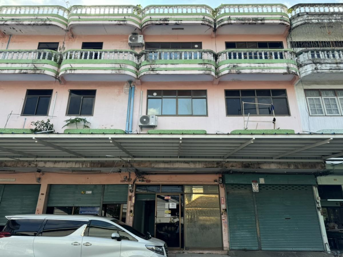 For RentShop HouseEakachai, Bang Bon : Shophouses for rent, Bang Bon 1 (owner posted himself), air conditioning inside, 3 and a half storey building (ready to move in)